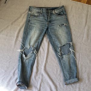 ripped boyfriend jeans american eagle